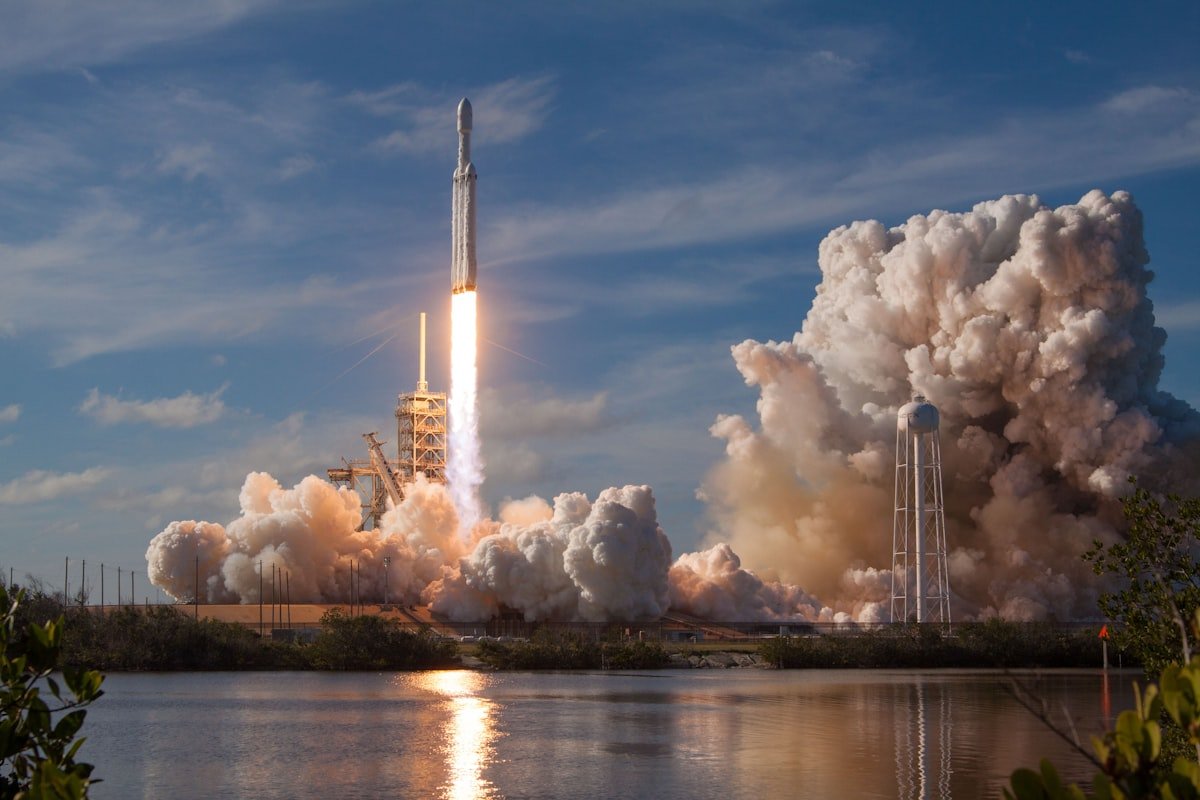 SpaceX Starlink'ten Veri Merkezlerine Yörüngeden Güneş Enerjisi